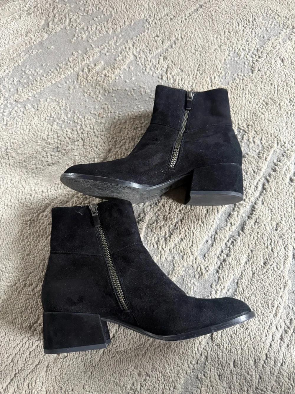 Eileen Fisher Black suede Leather ankle boots block heel 7.5